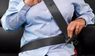 新手上路注意事项及驾车技巧（摩托车新手上路注意事项及驾车技巧）