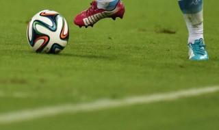 球门球发球的地点?（足球球门球的发球区域）