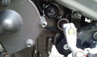 摩托车链盘油封怎么换 摩托车链盘更换