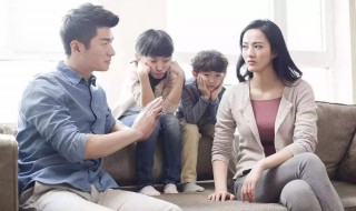 怎么教育父母 怎么教育父母如何教育不诚实的上大学的儿子