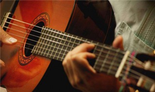 吉他闷音扫弦技巧（吉他闷音扫弦技巧视频）