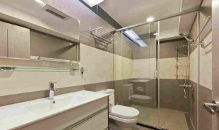 怎么能把卫生间的玻璃门变成透明 厕所门玻璃怎么变透明