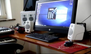 键盘左右键不能用怎么恢复键（键盘不管用按什么键恢复）