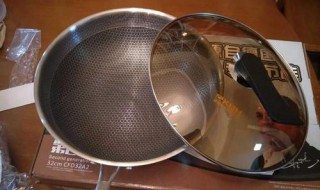 康巴赫锅发黄发黑怎么洗（康巴赫锅发黄怎么清洗）