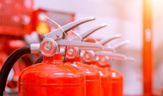 水溶性可燃液体用什么灭火器(水溶性可燃易燃液体用什么灭火器)