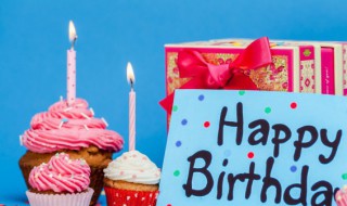 长辈生日祝福语温馨简短(长辈生日祝福语温馨简短英文)