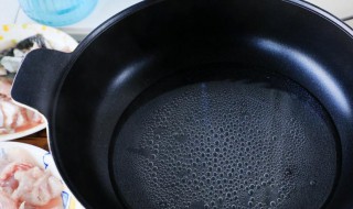 新买的火锅第一次怎么处理(新买的火锅怎么洗)