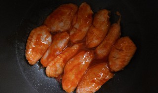 新鲜鸡翅腌了可以第二天在做吗（鸡翅腌制可以放第二天再做吗）