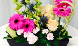 现代式插花设计技巧 现代插花艺术的设计技巧有哪些