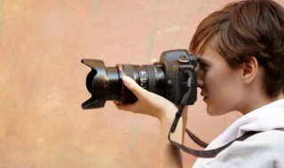 男生路灯下拍照技巧(夜晚路灯拍照技巧)