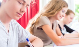 感恩和感谢的区别 感恩和感谢的区别和联系