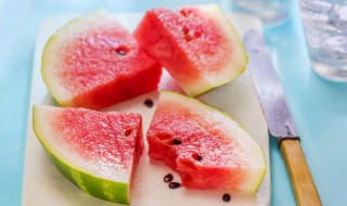水蜜桃能和西瓜一起吃吗(水蜜桃能和西瓜一起吃吗宝宝)