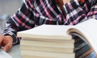 激励高中生努力拼搏的句子最新 激励高中生努力拼搏的句子最新一句话