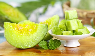 绿香瓜的皮能吃吗 绿香瓜的皮能吃吗有毒吗