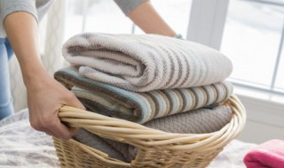 红墨水能用牙膏洗掉吗（红墨水能用牙膏洗掉吗小孩）