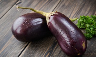 老干妈茄子怎么弄（老干妈烧茄子怎么做）