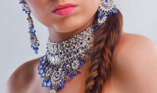 珠宝鉴定方法是什么（珠宝鉴定方法是什么意思）