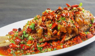 蒜香豆瓣鱼怎么弄（蒜香豆瓣鱼怎么弄才好吃）