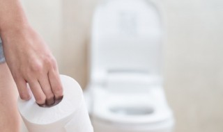 主卧卫生间臭味大怎么办 主卧卫生间臭味大怎么办视频