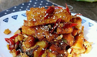 麻辣糍粑鱼如何做（麻辣糍粑鱼的做法）