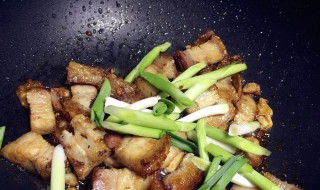 蒜苗烧肉制作方法 肉炒蒜苗的做法大全