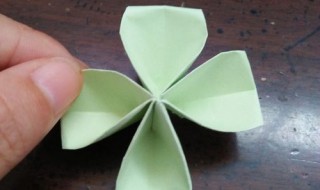 四叶草怎么剪（四叶草怎么剪的视频）