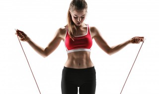单摇跳绳是怎么跳的（双摇跳绳是怎么跳的）