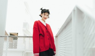 20岁穿什么颜色好看 20岁左右穿什么颜色大衣好看