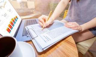 如何巧妙的表达工资低（如何巧妙的说工资低）