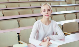 凵的偏旁有哪些字（凵的偏旁有哪些字体）