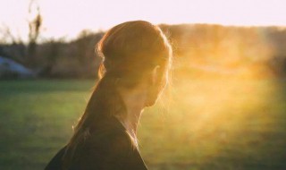 深度好文发微信朋友圈（正能量深度好文朋友圈）