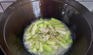 丝瓜和虾米能一起吃吗 丝瓜和虾米能一起吃吗早餐