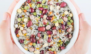 一箪食一瓢饮是什么意思 一箪食,一瓢饮的意思是什么