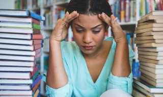 圐圙这两个字怎么读什么意思(鸊鷉这两个字怎么读)