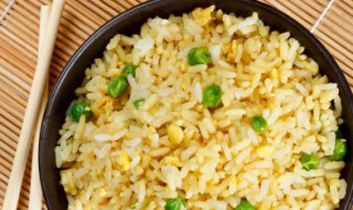 怎么炒鸡蛋饭的步骤(怎么炒鸡蛋饭的步骤窍门)