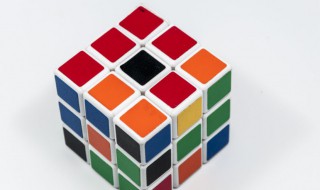 魔方一阶怎么拼 三阶魔方怎么拼