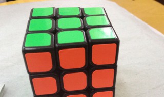 三阶魔方一个面怎么拼（三阶魔方一个面怎么拼十字）