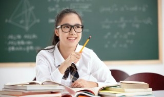 形容一个人变心的成语（形容一个人变心的成语句子）