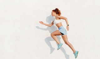 女子百米短跑技巧（女子百米短跑技巧记录）