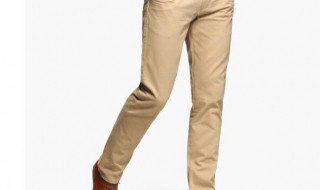 男士卡其色裤子搭配什么上衣好看（男士卡其色裤子搭配什么上衣好看冬季）