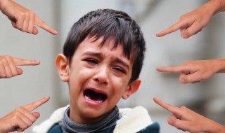 17岁儿子叛逆打父母怎么办（19岁儿子叛逆打父母怎么办）