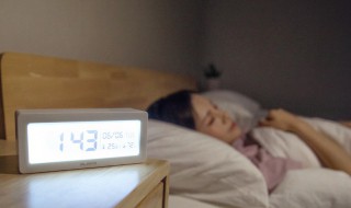 梦到和父亲吵架 梦到和父亲吵架很厉害