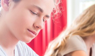 盖棺论定和盖棺定论的意思 盖棺论定和盖棺定论的意思区别