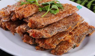 带鱼怎么煎好吃（怎样煎带鱼）