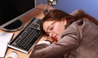 梦见被蛇咬出血 女人梦见被蛇咬出血