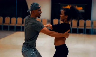 学双人舞基本步法（双人舞的初步学法）