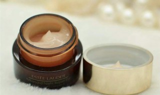 长脂肪粒和眼霜有关系吗(长脂肪粒和眼霜有关系吗图片)