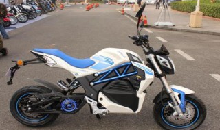 摩托车可以在原车漆上直接喷漆吗（摩托车外壳直接喷漆可以吗）