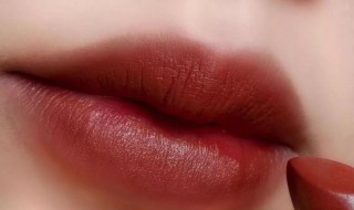 黄皮女生适合的口红色号 黄皮女生适合的口红色号图片