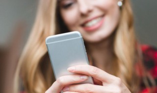 为什么手机不能拍照了屏幕全是黑的 为什么手机相机拍不了照,屏幕是黑色的